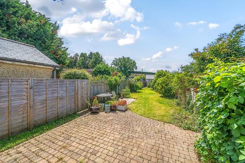 28 James Road, Peasmarsh, Guildford, GU3 1NF