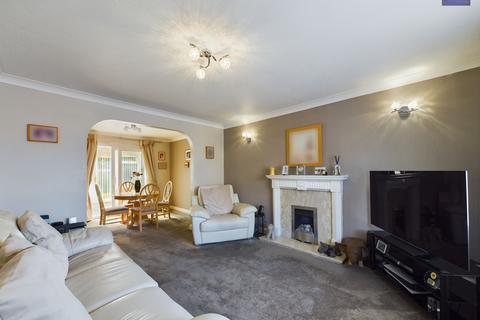 3 bedroom detached house for sale, Belverdale Gardens, Blackpool, FY4