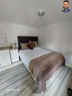 1 bedroom flat to rent, Durbar Road, Near SK Foods, LU4 8BA