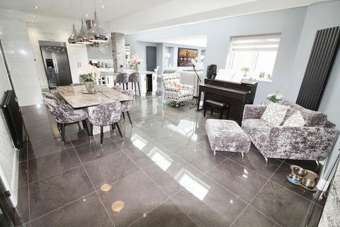 16 Barley Grove, Broadoaks, Bedlington, NE22 6BT