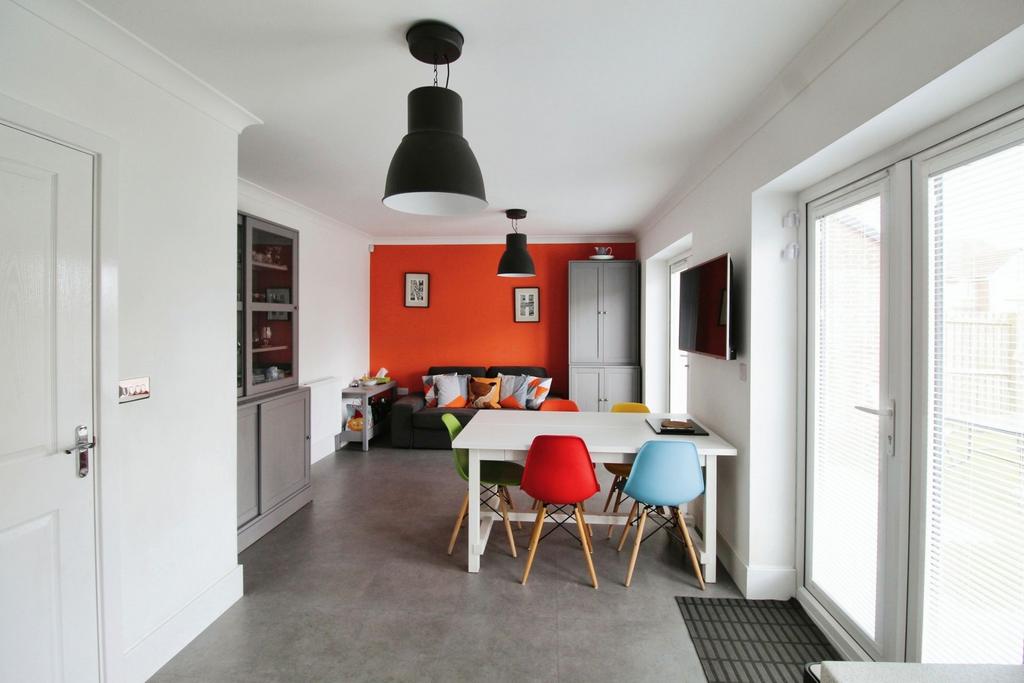 Kitchen/breakfast/family room