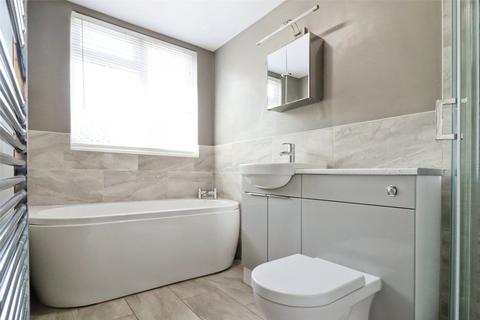 5 Abbots Close, Fleet, GU51 3RF