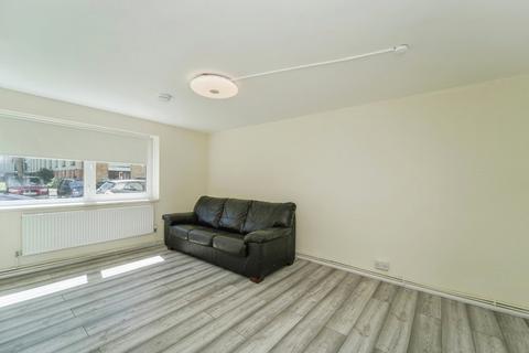 1 bedroom apartment for sale, Edgar Road, Hounslow TW4