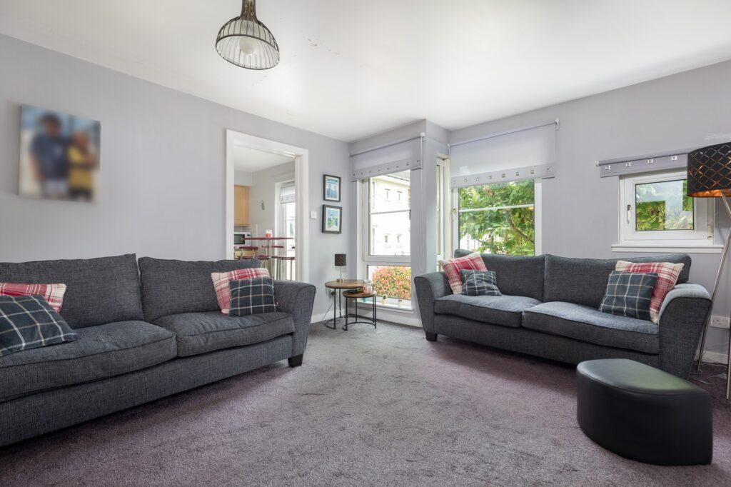 Jenny Lind Court, Thornliebank 2 bed flat for sale £115,000
