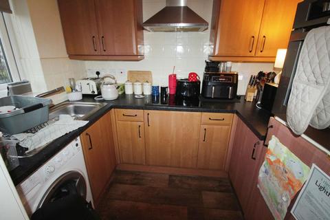 2 bedroom flat for sale, Cromwell Court, Blyth, NE24