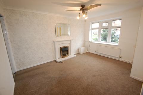 2 bedroom house to rent, Buckingham Close, Stretton DE13