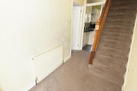 3 bedroom terraced house for sale, Gelsthorpe Road, Collier Row, RM5