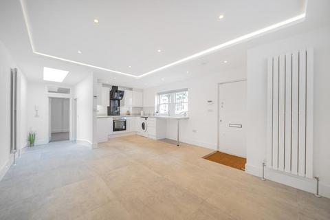 1 bedroom flat for sale, Palmerston Road, West Hampstead