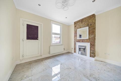 119 Kneller Road, Twickenham, TW2 7DY