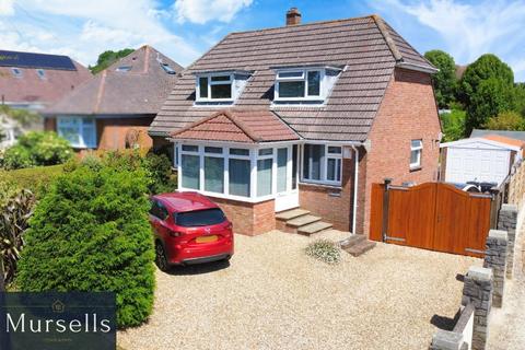 4 bedroom chalet for sale, Deans Drove, Poole BH16