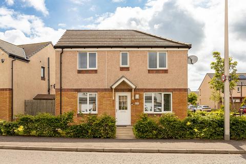 4 bedroom detached house for sale, 7 Cygnet Drive, Duloch, Dunfermline, KY11 8HL