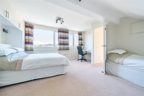 4 bedroom semi-detached house for sale, Wyburn Avenue, Barnet, EN5