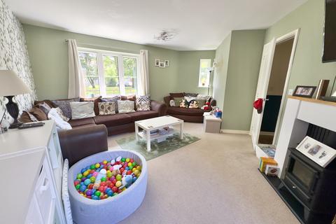11 Bledisloe Way, Lydney, GL15 5GF