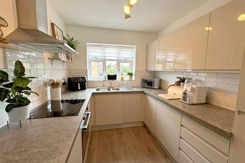 9 Williams Close, Ancaster, Grantham, NG32 3FJ