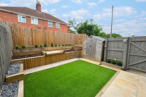 9 Williams Close, Ancaster, Grantham, NG32 3FJ