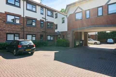 2 bedroom flat for sale, Amersham,  Buckinghamshire,  HP7