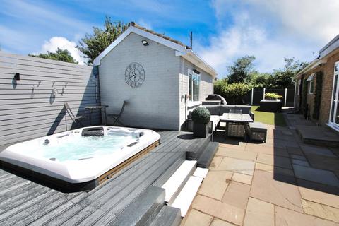 Wood Farm Cottage Manston Road, Manston, Ramsgate, CT12 5AY