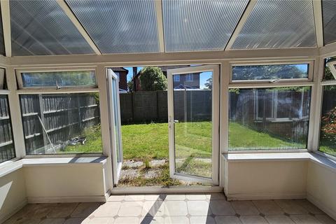 15 Balmoral Close, Rustington, Littlehampton, BN16 3UT