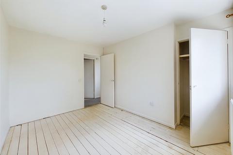 11 Calderdale, Abbeymead, Gloucester, GL4 5SZ