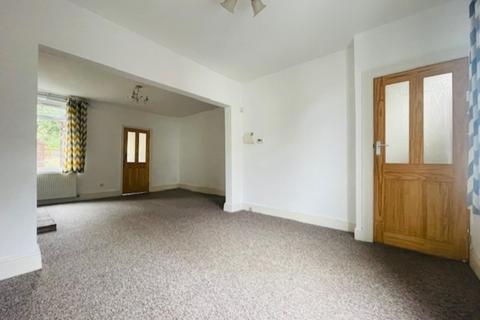 2 bedroom terraced house to rent, New Street, High Green