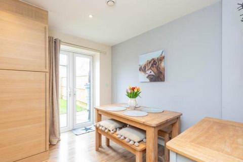 3 bedroom end of terrace house to rent, Trinity Road, Shaftesbury