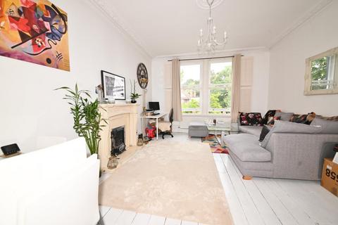 1 bedroom apartment for sale, Broom Road, Teddington TW11