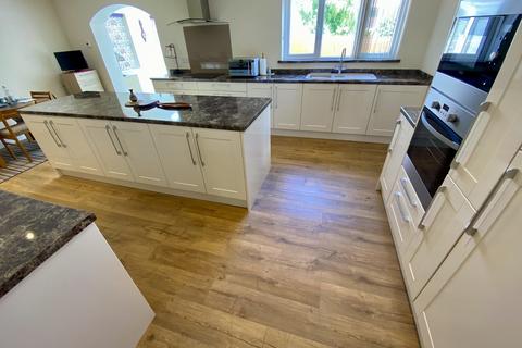 1 Clos Salem, Clydach, Swansea, SA6 5FB