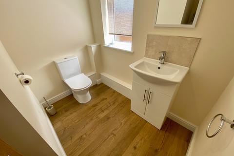 1 Clos Salem, Clydach, Swansea, SA6 5FB