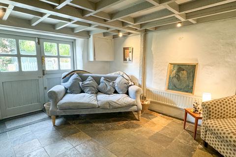 3 bedroom cottage for sale, Long Crendon, Buckinghamshire