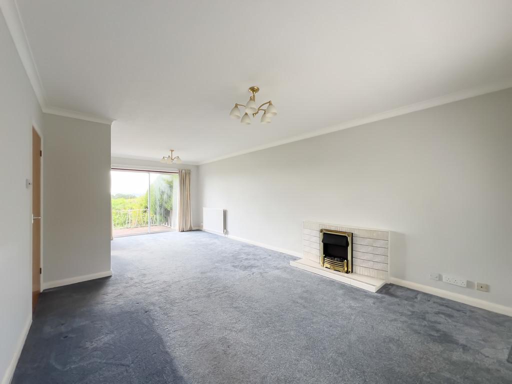 Sitting/Dining Room