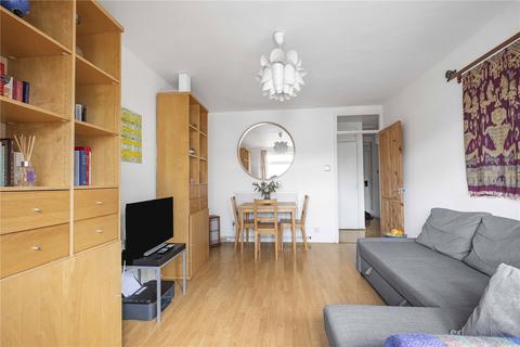 1 bedroom flat for sale, Morgan Court, Battersea High Street, SW11