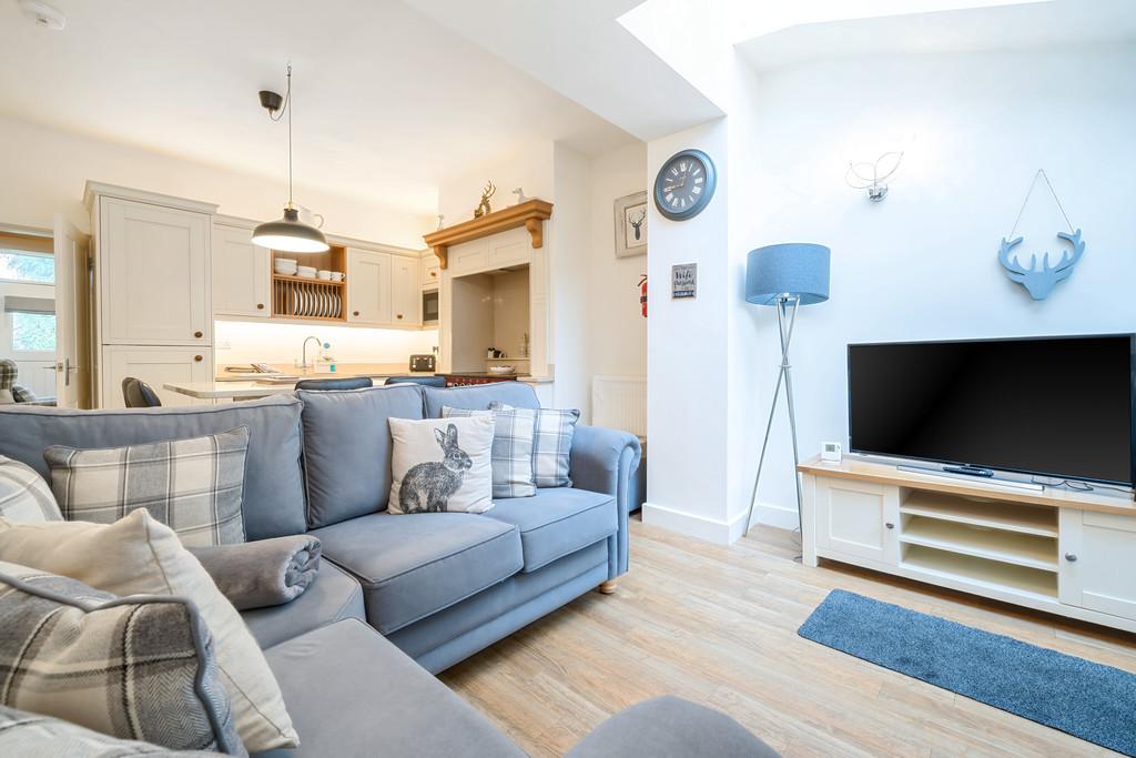 Open Plan Kitchen/Dining Area