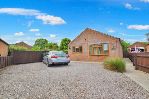 2 bedroom bungalow for sale, Sycamore Close, Croft, PE24