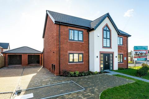 4 bedroom detached house for sale, Carr Head Lane, Poulton-Le-Fylde FY6