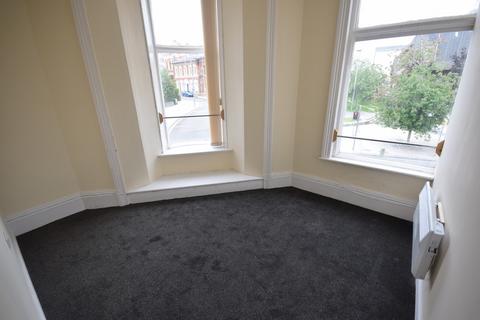 2 bedroom apartment to rent, Broad Street, Hanley