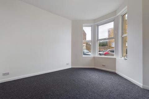 2 bedroom apartment to rent, Seaview Terrace, Westbrook, Margate