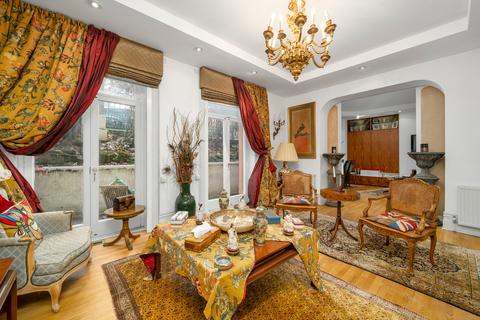 3 bedroom apartment for sale, Bramham Gardens, South Kensington