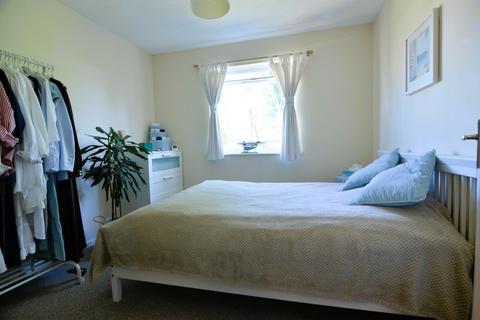 2 bedroom flat for sale, Knightsdale Road, Weymouth