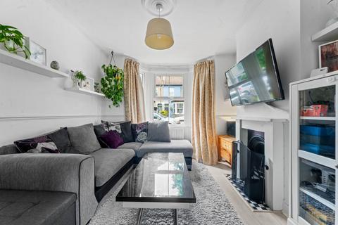 53 Mellows Road, Wallington, SM6 8PS