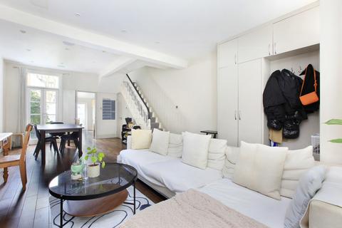 4 bedroom end of terrace house for sale, Battersea, London SW11