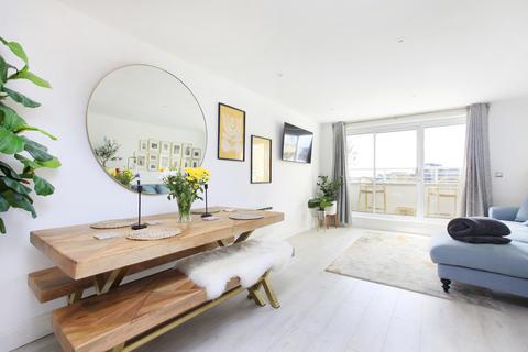 2 bedroom flat for sale, Oyster Wharf, Battersea SW11