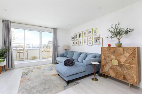 2 bedroom flat for sale, Oyster Wharf, Battersea SW11