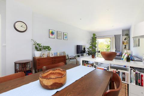 2 bedroom property for sale, Dragmore Street, London SW4