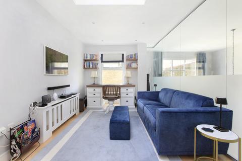 4 bedroom semi-detached house for sale, Clapham, London SW4