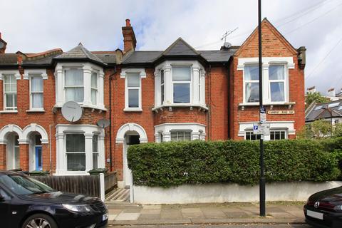 3 bedroom flat for sale, Cambray Road, London SW12