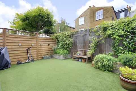5 bedroom terraced house to rent, Clapham, London SW4