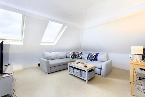 1 bedroom flat for sale, Longley Road, London SW17