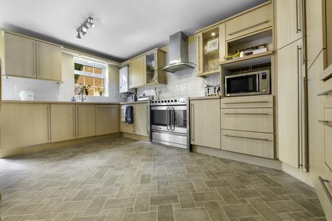 45 Doe Close, Penylan, Cardiff, CF23 9HJ