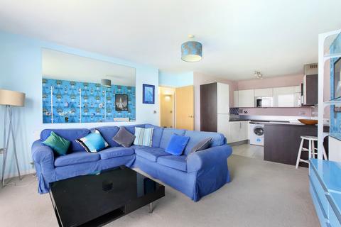 2 bedroom flat for sale, Argento Tower, London SW18