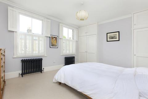 4 bedroom terraced house for sale, Sudlow Road, London SW18